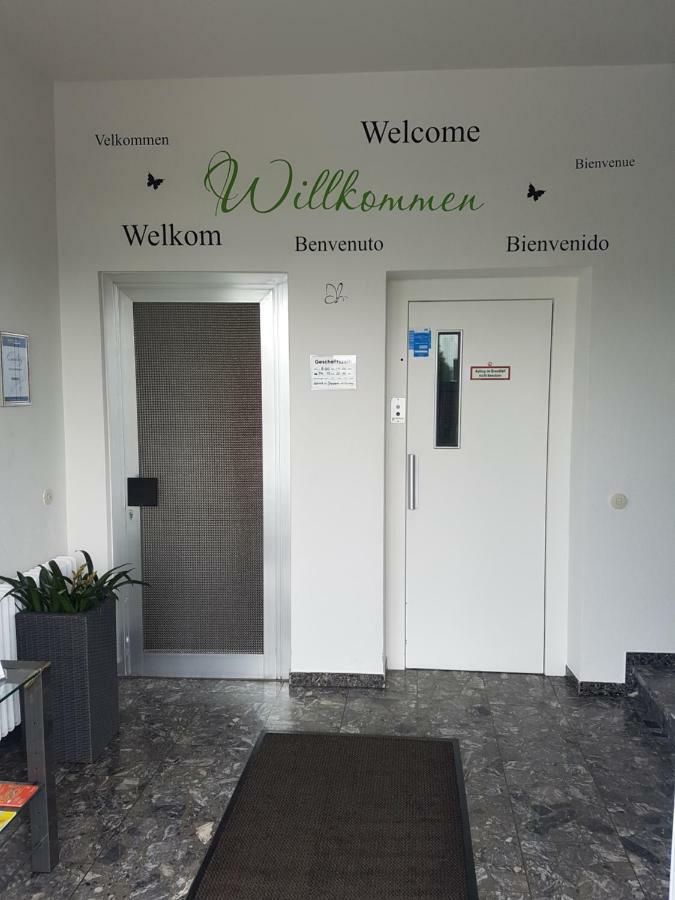 Horn Gästehaus Leinfelden-Echterdingen Exteriör bild